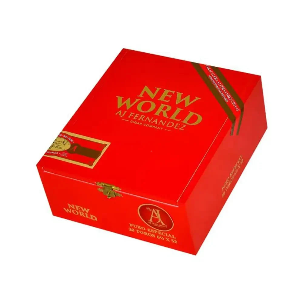 AJ Fernandez New World Puro Especial Toro closed box