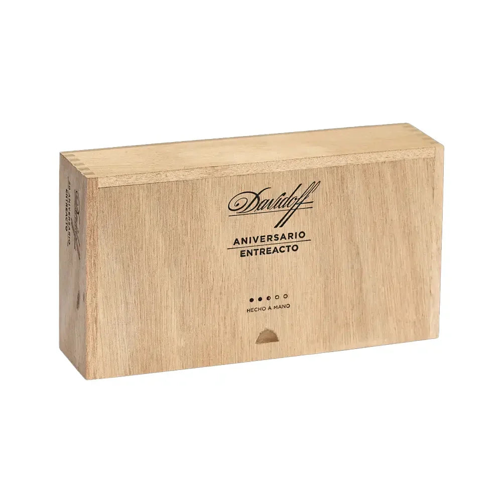 Davidoff Aniversario Series Entreacto Closed Box