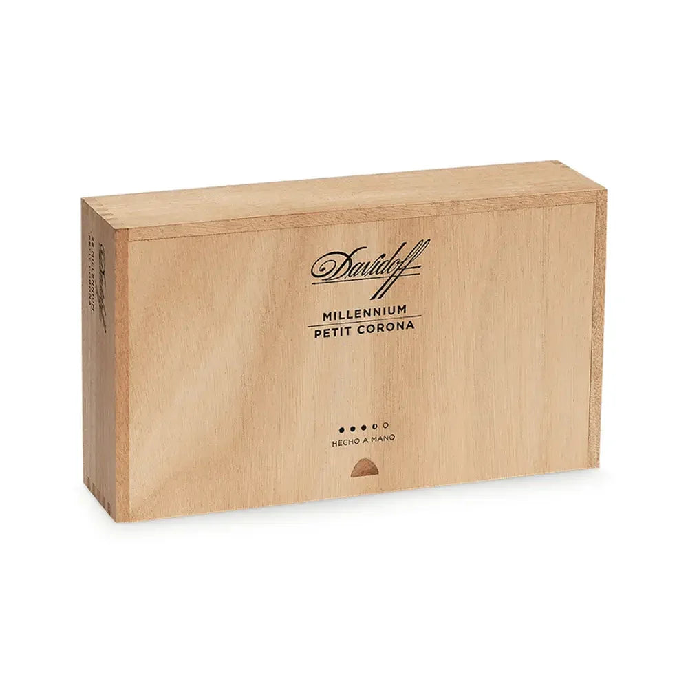 Davidoff Millennium Blend Series Petit Corona Closed Box