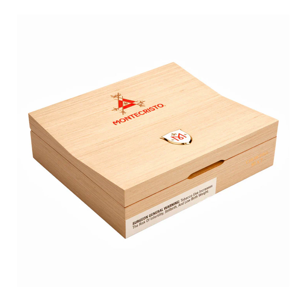 Montecristo M Churchill