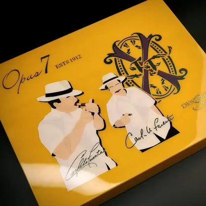 FFOX Opus7 Travel Humidor and Cigars
