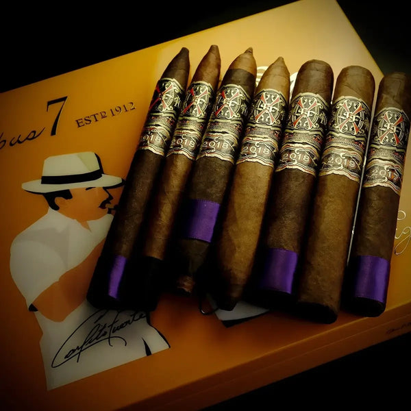FFOX Opus7 Travel Humidor and Cigars