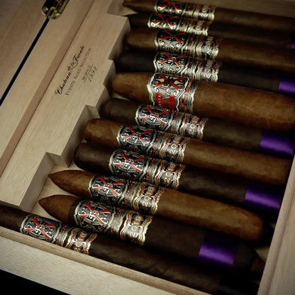 FFOX OpusXI Travel Humidor and Cigars