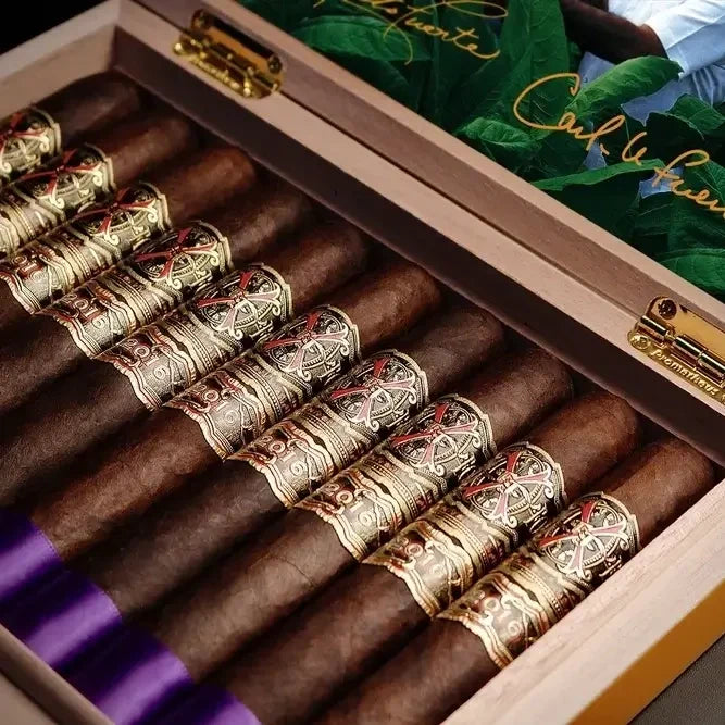 FFOX Heaven and Earth Tauros The Bull Maduro