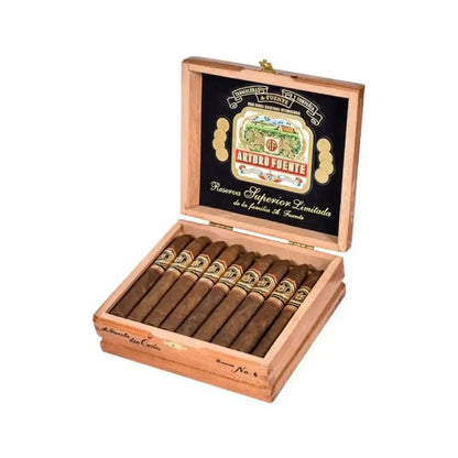 Arturo Fuente Don Carlos No.4 open box