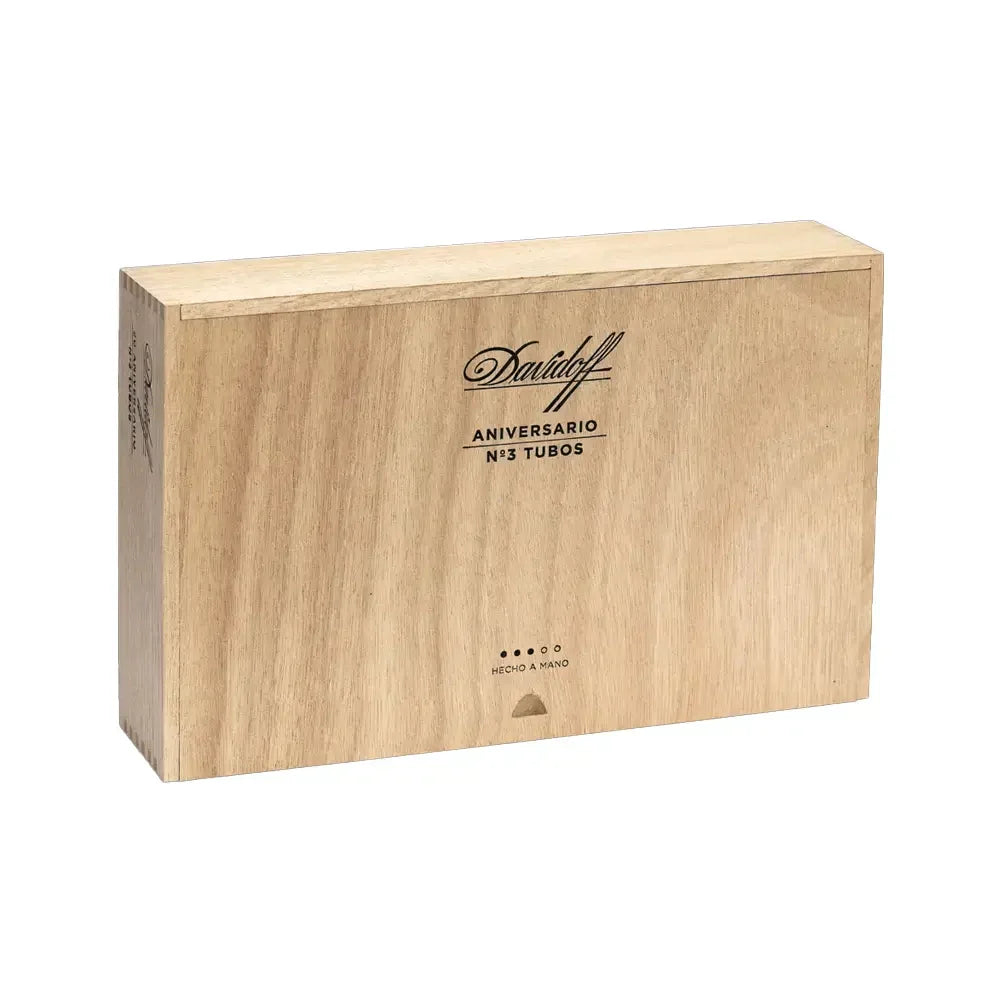 Davidoff Aniversario Series No.3 Closed Box