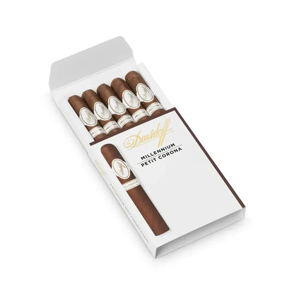 Davidoff Millennium Blend Series Petit Corona