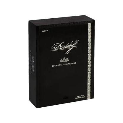 Davidoff Nicaragua Diadema Closed Box