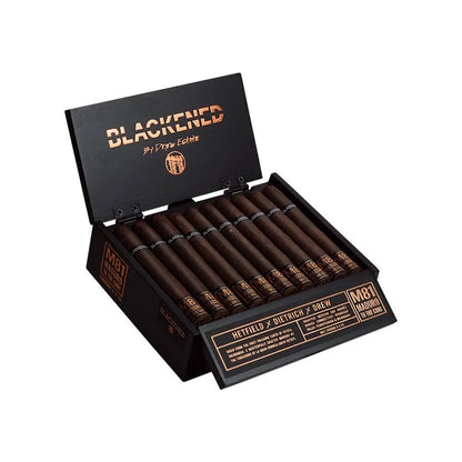 Drew Estate Blackened M81 Corona
