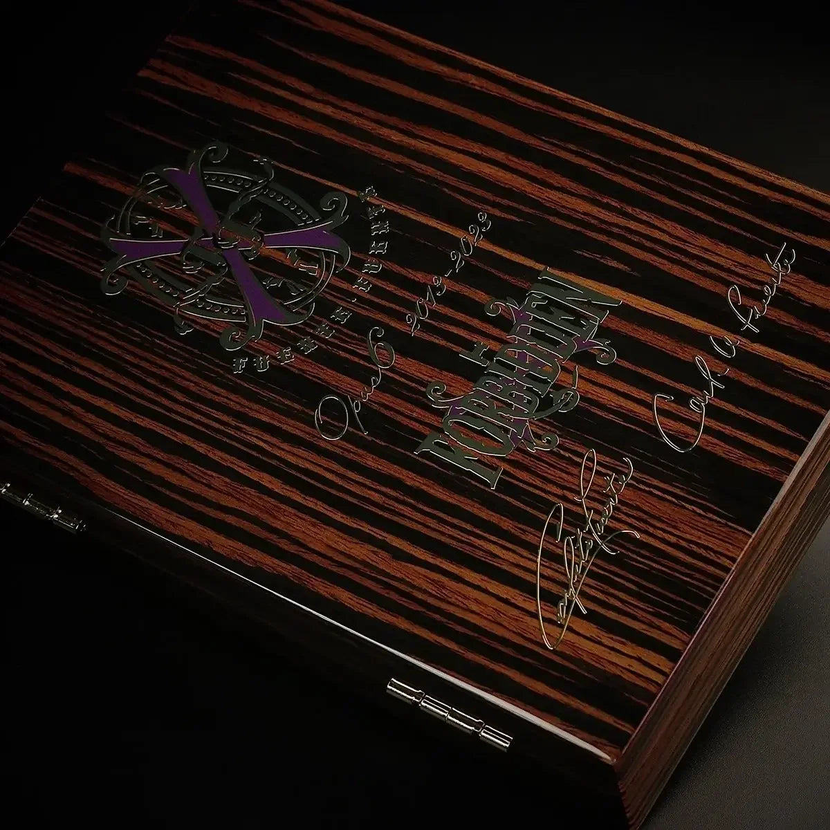 FFOX Opus6 ForbiddenX Humidor and Cigars