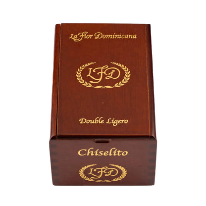 La Flor Dominicana Double Ligero Chiselito