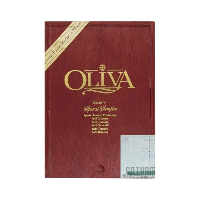 Oliva Serie V Variety Sampler of 5 Closed Box