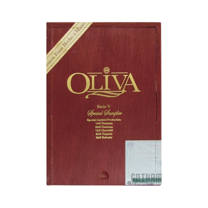 Oliva Serie V Variety Sampler of 5 Closed Box